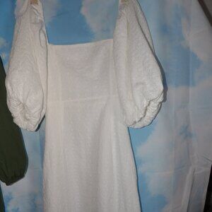 PAN PAN Sm White DRESS  Square Neck, Elastixcized Sleeves, A-Line, Side Zipper